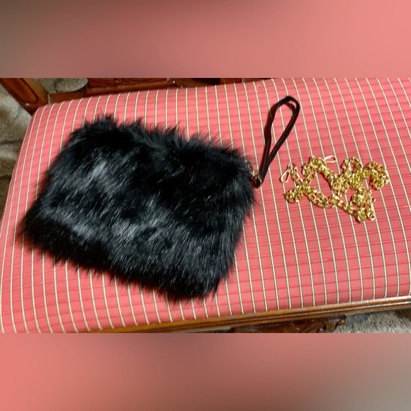 Fur Purse,Black Fur Wristlet,Cruelty Free Black Fur Multifunctional Crossbody - Picture 4 of 8